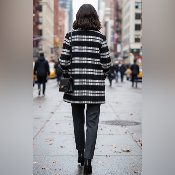 🖤YMI Plaid Double-Breasted Pea Coat🤍 - Picture 2 of 7
